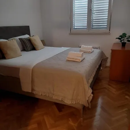 Apartment Vlaho *